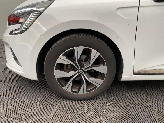 RENAULT CLIO V - voiture d'occasion - Photo 23