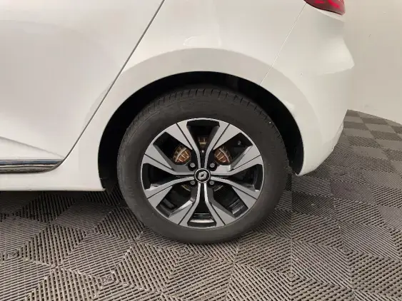 RENAULT CLIO V - voiture d'occasion - Photo 24