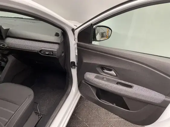 DACIA SANDERO III - voiture d'occasion - Photo 20