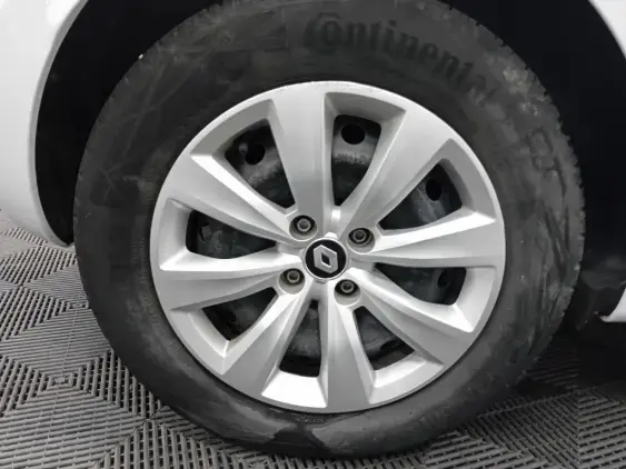 RENAULT CLIO V - voiture d'occasion - Photo 24