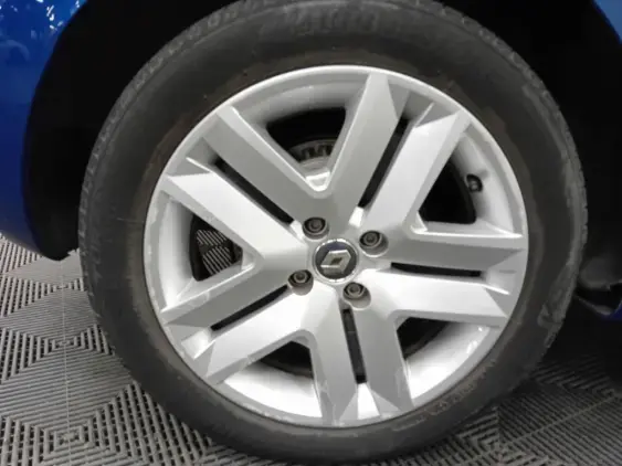 RENAULT CLIO V - voiture d'occasion - Photo 25