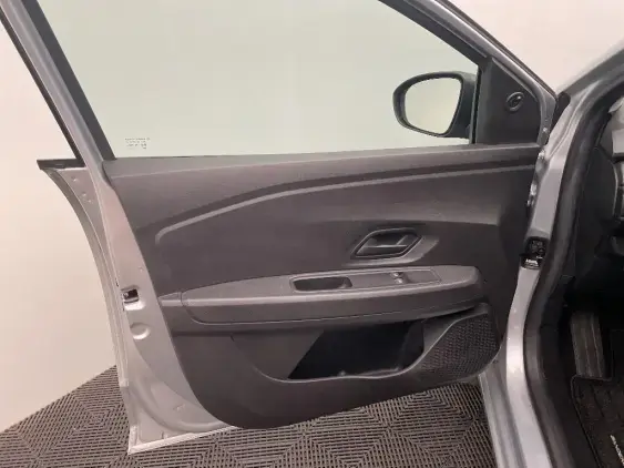 DACIA SANDERO III - voiture d'occasion - Photo 17