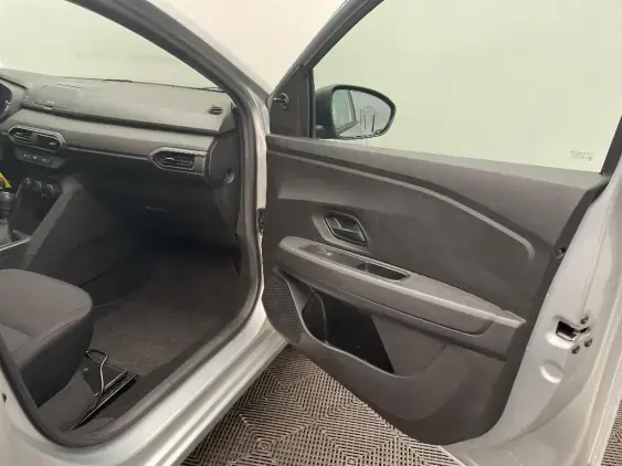 DACIA SANDERO III - voiture d'occasion - Photo 18
