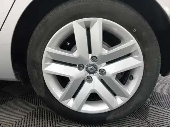 RENAULT CLIO V - voiture d'occasion - Photo 24