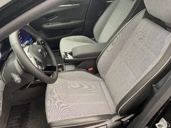 RENAULT SCENIC V ELECTRIQUE - voiture d'occasion - Photo 17
