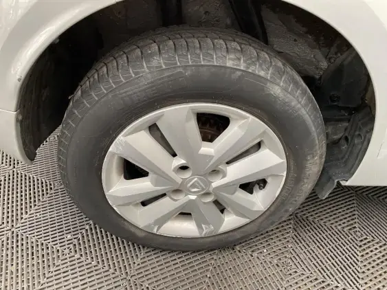 DACIA SANDERO III - voiture d'occasion - Photo 23