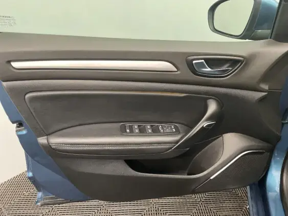 RENAULT MEGANE IV - voiture d'occasion - Photo 17