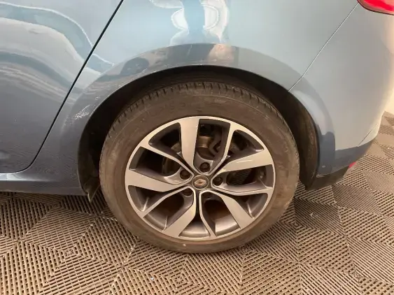 RENAULT MEGANE IV - voiture d'occasion - Photo 22