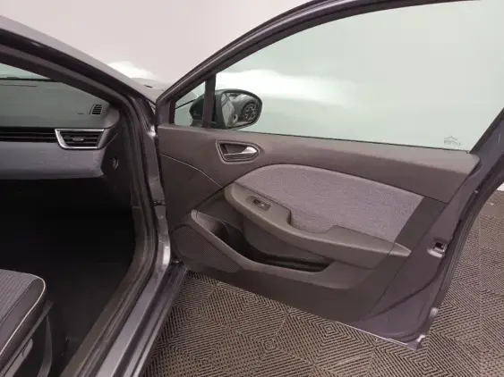 RENAULT CLIO V - voiture d'occasion - Photo 19