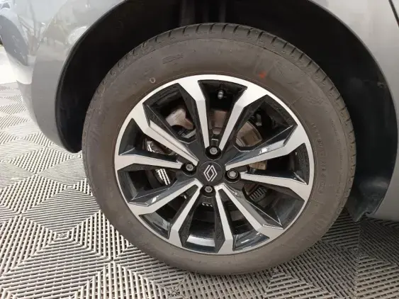 RENAULT CLIO V - voiture d'occasion - Photo 24