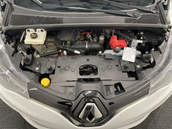 RENAULT ZOE - voiture d'occasion - Photo 21
