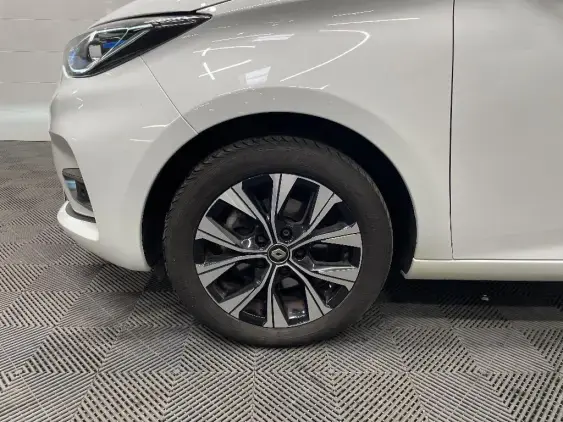 RENAULT ZOE - voiture d'occasion - Photo 23