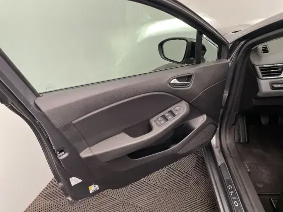 RENAULT CLIO V - voiture d'occasion - Photo 18