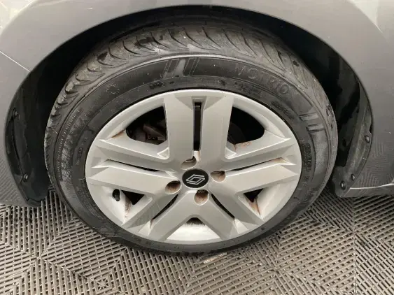 RENAULT CLIO V - voiture d'occasion - Photo 22