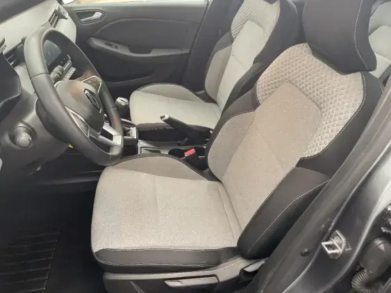 RENAULT CLIO V - voiture d'occasion - Photo 17