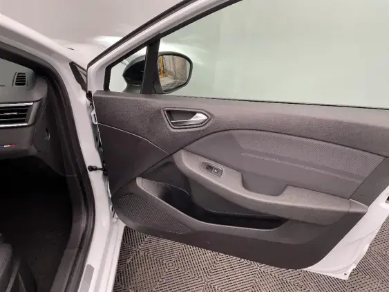 RENAULT CLIO V - voiture d'occasion - Photo 18