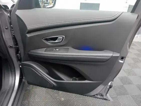 RENAULT SCENIC IV - voiture d'occasion - Photo 20