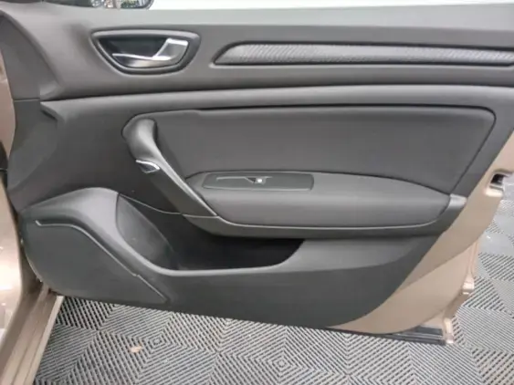 RENAULT MEGANE IV - voiture d'occasion - Photo 20