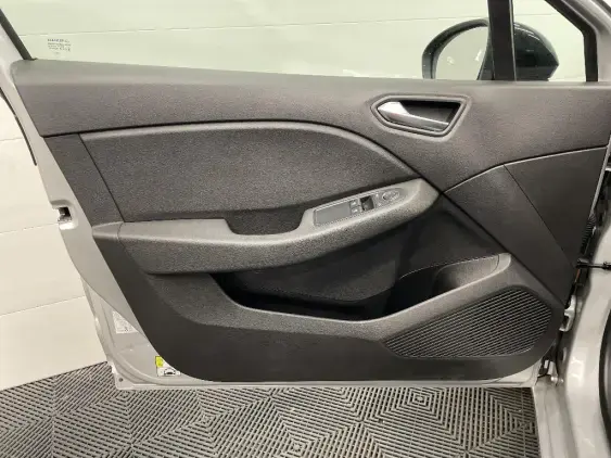 RENAULT CLIO V - voiture d'occasion - Photo 18