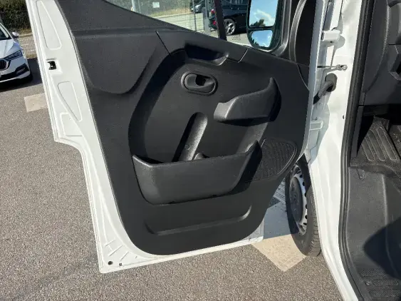 RENAULT MASTER FG III - voiture d'occasion - Photo 19