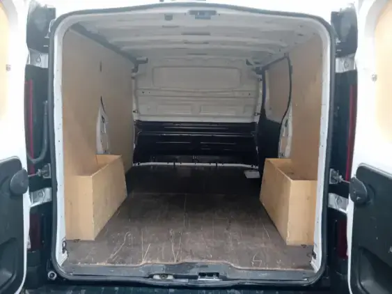 RENAULT TRAFIC FG III - voiture d'occasion - Photo 15