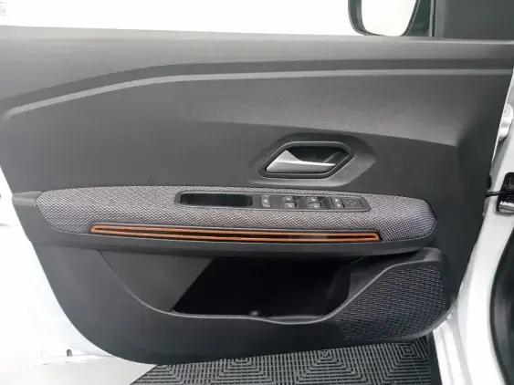 DACIA SANDERO III - voiture d'occasion - Photo 18