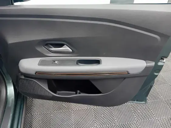 DACIA SANDERO III - voiture d'occasion - Photo 20