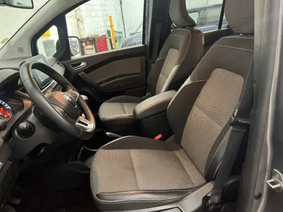RENAULT KANGOO III - voiture d'occasion - Photo 18