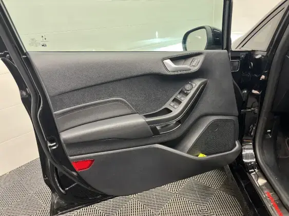 FORD FIESTA VII - voiture d'occasion - Photo 18