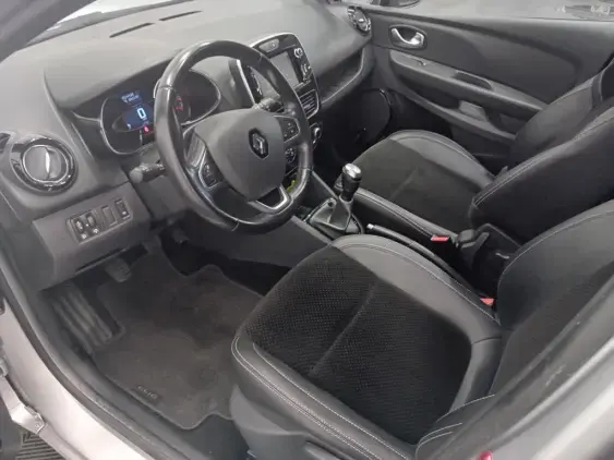 RENAULT CLIO ESTATE IV - voiture d'occasion - Photo 18