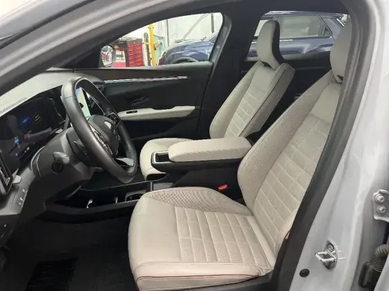 RENAULT MEGANE V - voiture d'occasion - Photo 17