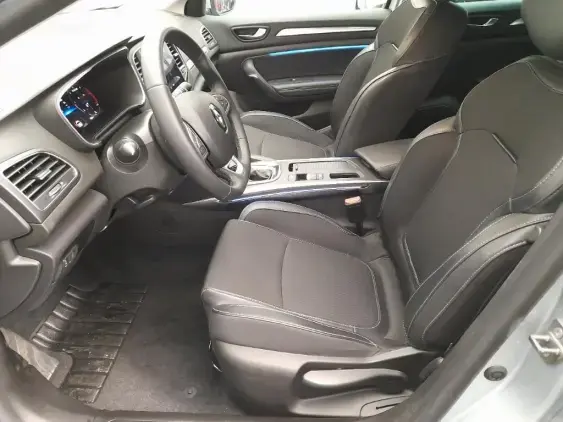 RENAULT MEGANE IV - voiture d'occasion - Photo 16
