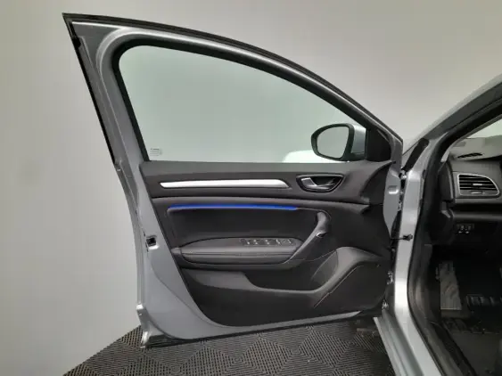 RENAULT MEGANE IV - voiture d'occasion - Photo 17