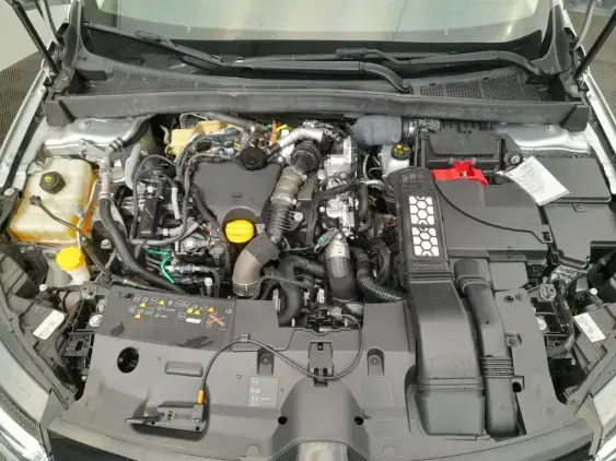 RENAULT MEGANE IV - voiture d'occasion - Photo 19