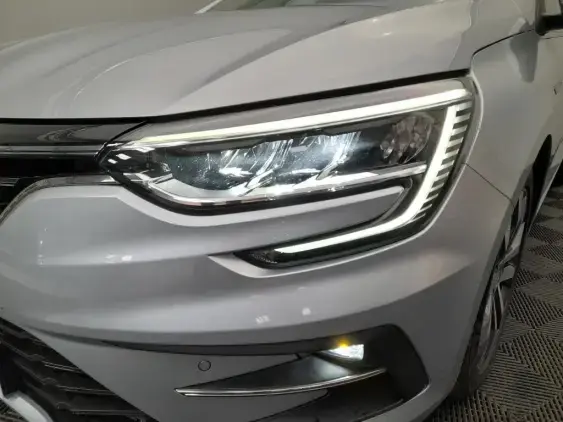 RENAULT MEGANE IV - voiture d'occasion - Photo 20