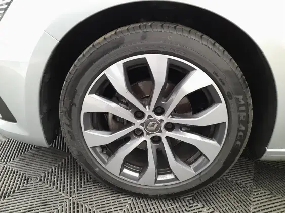 RENAULT MEGANE IV - voiture d'occasion - Photo 21