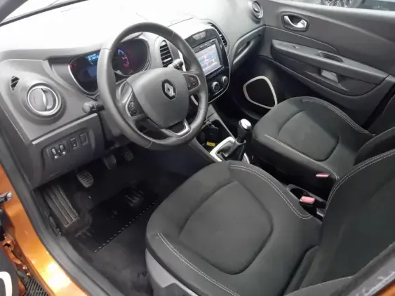 RENAULT CAPTUR - voiture d'occasion - Photo 18