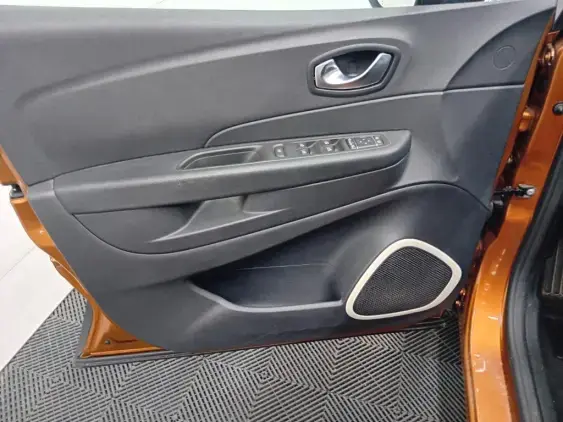 RENAULT CAPTUR - voiture d'occasion - Photo 19