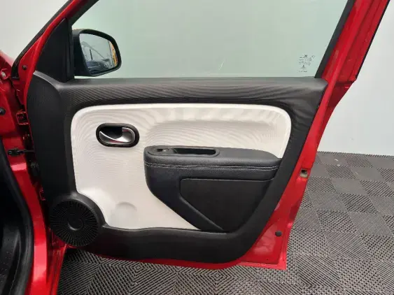 RENAULT TWINGO III - voiture d'occasion - Photo 20