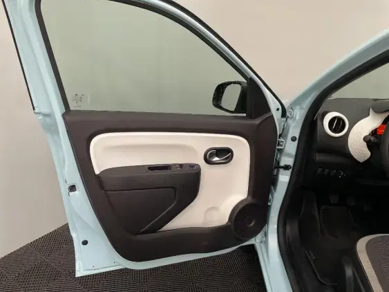 RENAULT TWINGO III - voiture d'occasion - Photo 17