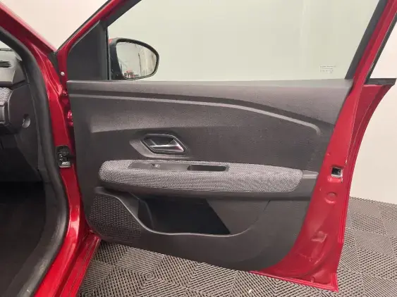 DACIA SANDERO III - voiture d'occasion - Photo 20