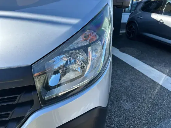RENAULT TRAFIC III - voiture d'occasion - Photo 18