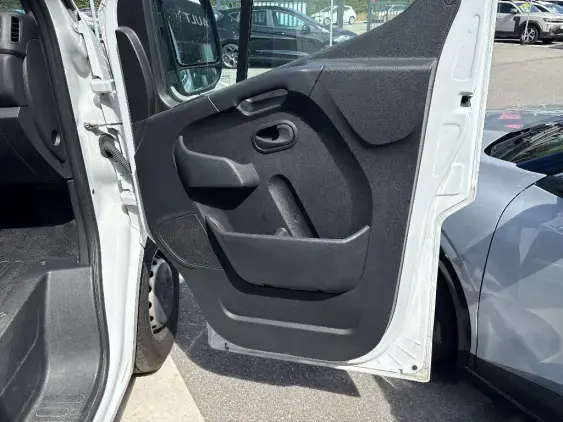 RENAULT MASTER FG III - voiture d'occasion - Photo 20