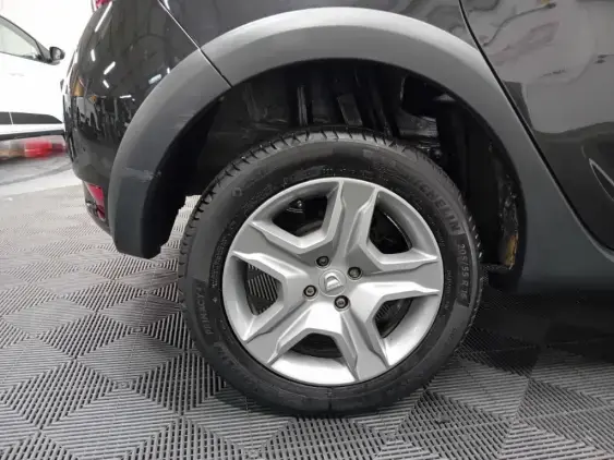 DACIA SANDERO II - voiture d'occasion - Photo 24