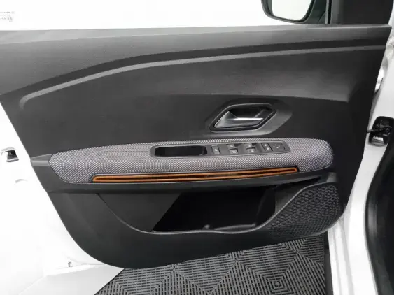 DACIA SANDERO III - voiture d'occasion - Photo 18