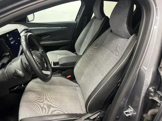 RENAULT MEGANE V - voiture d'occasion - Photo 18