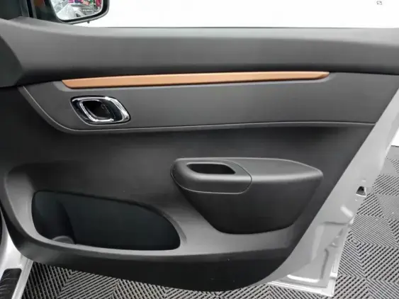 DACIA SPRING - voiture d'occasion - Photo 20