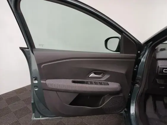 DACIA SANDERO III - voiture d'occasion - Photo 18