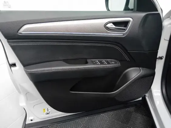 RENAULT ARKANA - voiture d'occasion - Photo 19
