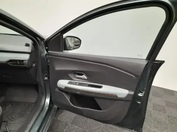 DACIA SANDERO III - voiture d'occasion - Photo 17